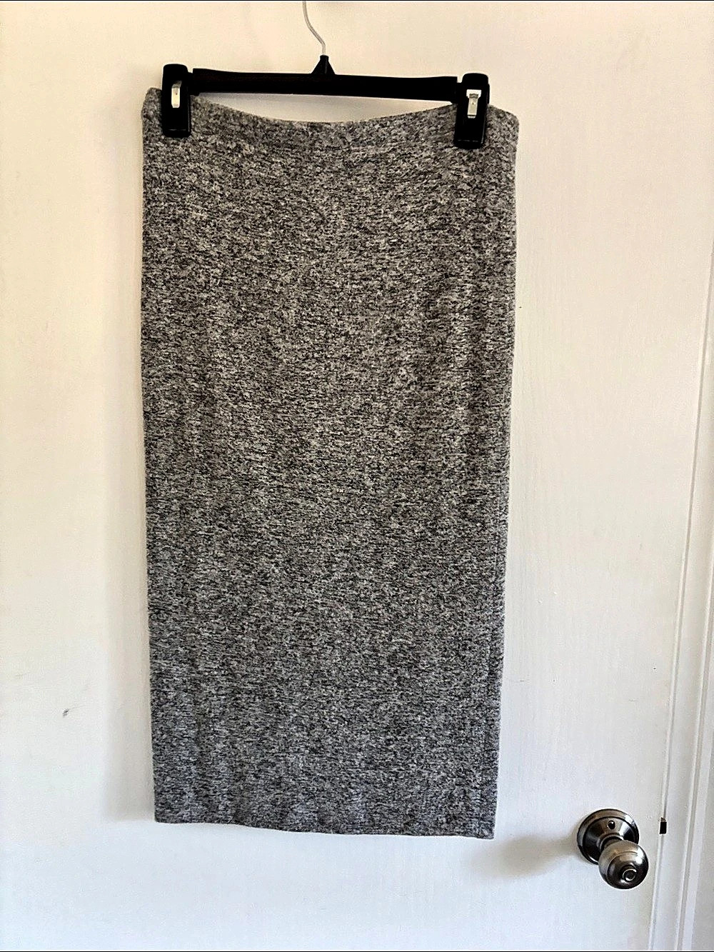 Express Midi Skirt in Gray Size Small Like New